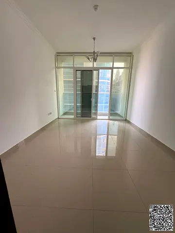 شقق غــرفة وصالـة ( تكييف مجـــاني + موقف للسياراة مجـــاني + صياة مجـــاني ) 2 حمامات - اطلالات مفتوحة - تشطيبات سوبر ديلوكس (احجـــــز الان)