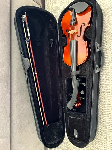 Violin brown size 3/4 excellent condition