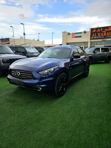 Infiniti QX70 S Black Edition 2016 - GCC - Excellent Condition - Original Paint - Free Registration