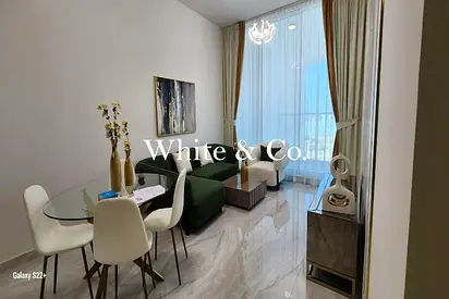 Modern | Private Balcony & Study | Vacant