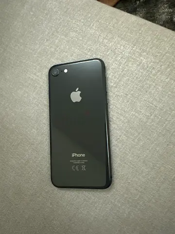 Apple iPhone 8