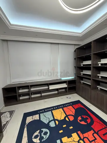 Bookshelf