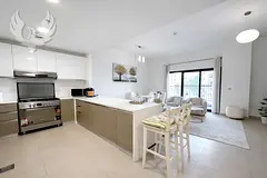 Large Layout | Owner Occupied | Low Floor | VOT