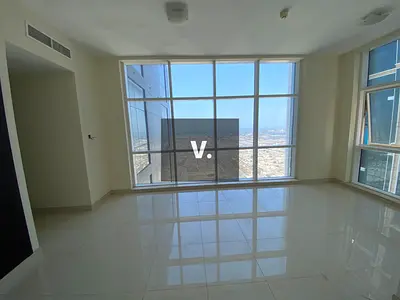 Big Layout | Close to Metro |Popular Bldg