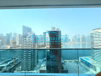 شقة من 3 غرف نوم | إطلالات على المارينا والمدينة | الوصول إلى الشرفة