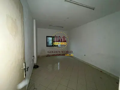 شقة غرفة وصالة مع حمام وبلكونة في التعاون بتصميم عملي ومساحة مناسبة وإضاءة طبيعية ضمن موقع حيوي قريب من الخدمات