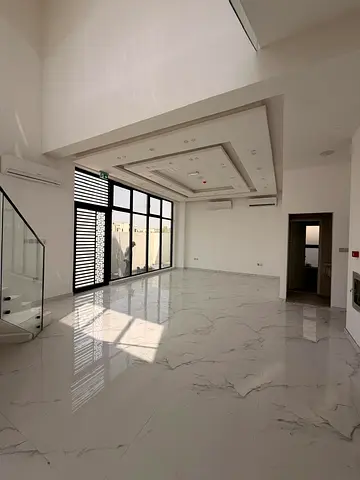 A distinctive villa for annual rent in the Al Helio area of ​​Ajman, a wonderful opportunity for upscale family living in a quiet and distinguished lo