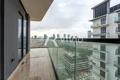Vacant | Corner Unit | Villa Views