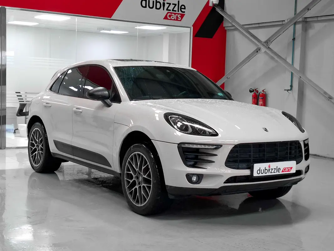Porsche Macan 2018 — photo 1 of 13