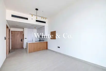 PRIME LOCATION | VACANT | LUXURY