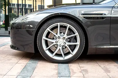 صورة مصغرة 5 لـ 2017 Aston Martin RAPIDE
