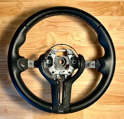 BMW X5 M Sport Steering Wheel (Original OEM) – Excellent Condition