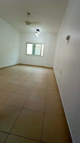 🔥 فرصة مميزة للإيجار في القليعة – قريب من الكورنيش 🔥 🏡 شقة غرفة وصالة (ثاني ساكن) بمواصفات رائعة: ✨ مساحة واسعة ومريحة