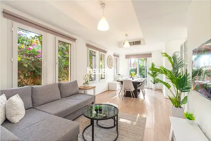 VOT | Corner Plot | Extended