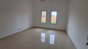 Master room available in al barsha south 2