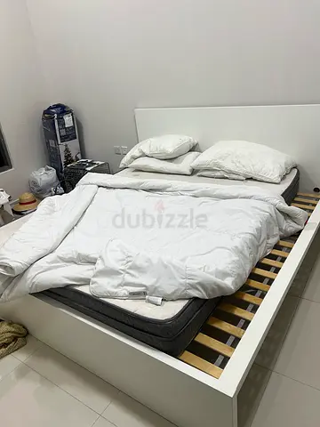 MALM IKEA BED FRAME 180x200