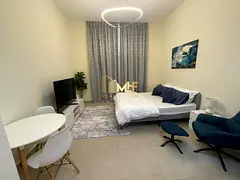 12 cheques | Near the metro | Vacant soon