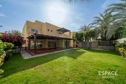 Immaculate Family Home in Prime Location