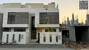 Luxury villa in Al-Haliyo 1 - 5 master bedrooms with a majlis, living room, modern kitchen, two floo