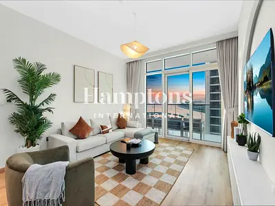 Exclusive | Sea View | Furnished and Upgraded