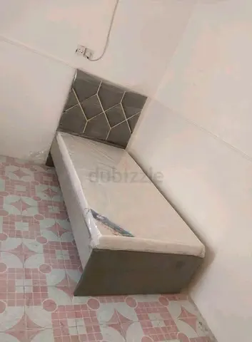 Single Bed with medical mattress good Quality Brand new single size bed