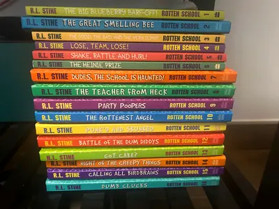 Collectibles! R.L. Stine Rotten School paperback collection — 16 books