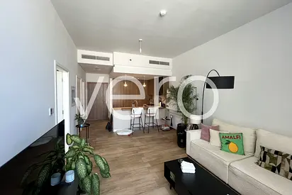 Semi Furnished Unit | High Quality | Top Floor