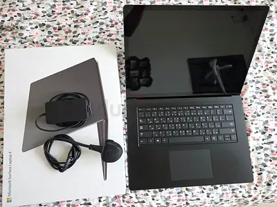 Laptop - Microsoft Surface Laptop 4