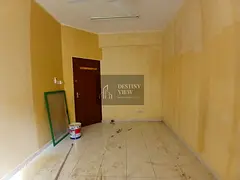 Lavish and like fully faimly building 1bhk with balcony rent just 28k