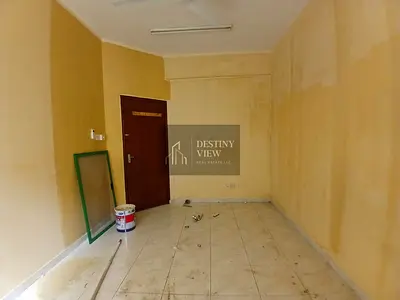 Lavish and like fully faimly building 1bhk with balcony rent just 28k