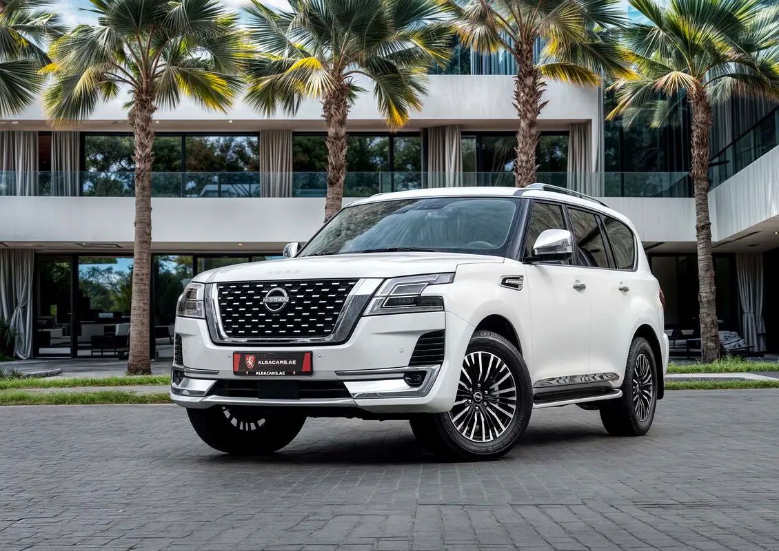 Nissan Patrol 2023 — photo 1 of 15