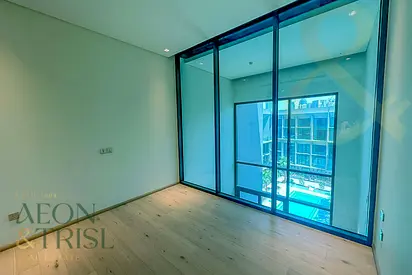 1Bed Duplex Penthouse | Pool View | One Month Free