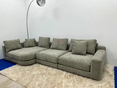 Like new condition Chattlesmore sofa