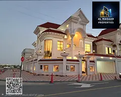Luxury villa with roof terrace, all-inclusive price including electricity, water, premium air condit