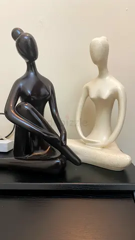 Stylish Marble Decorative Figurines