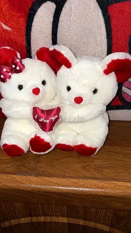 Cute premium branded Plush Toys Wholesale  2000 toys for AED 10,000