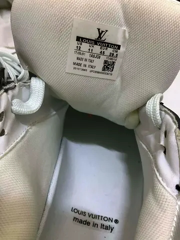 My Louis Vuitton monogram sneakers – black  white (pre-owned) contact me 0557510194