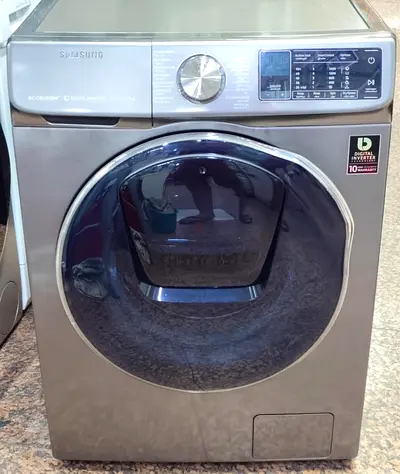 Samsung washing and dryer 10/7kg