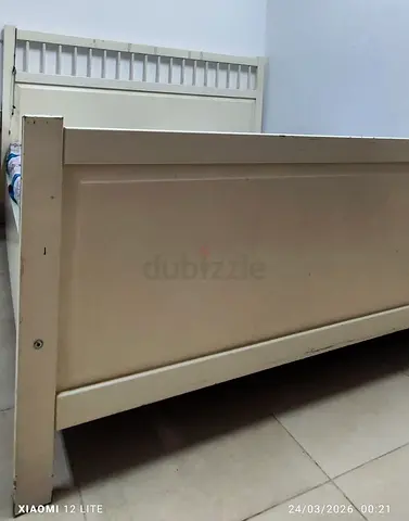 IKED king size Bed 180 ×200 with excellent mattresses