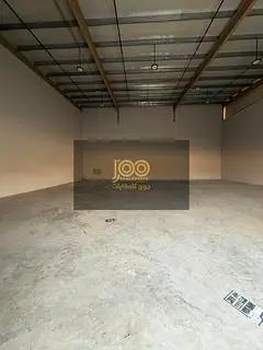 Available for annual rent in Umm Al Quwain, Umm Al Thu'ub 4 adjacent warehouses open to each oth