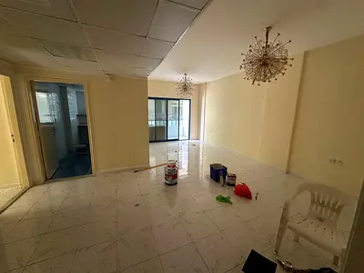 اكبر غرفتين | بلكونه | خزائن بالحائط | بجوار حديقه الصفيا | على مخرج دبى | قريب من الكورنيش