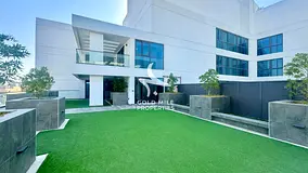 FAMILY BUILDING || PRIME LOCATION || Near MALL OF EMIRATES