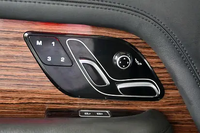 2022 LAND Rover RANGE ROVER thumbnail 16