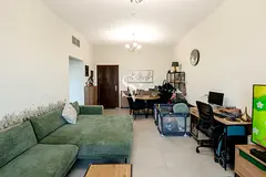 Vacant |Closed Kitchen |High Floor |Chiller Free