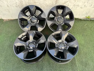 4x Original Ram 1500 20inch wheels