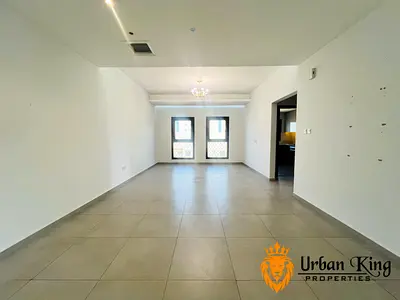 LIKE NEW 2BHK / SEMI FURNISHED / CLOSE KITCHEN