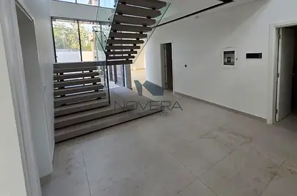 Freehold | greenery| big size | Robinia