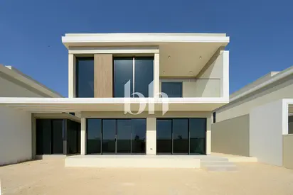 Upgraded | Vastu | Large Plot | Private garden