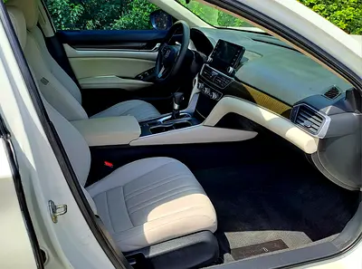 2020 Honda ACCORD — миниатюра 11