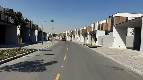 3BR + Maid | Spacious Layout | G+1 - (Mid unit)